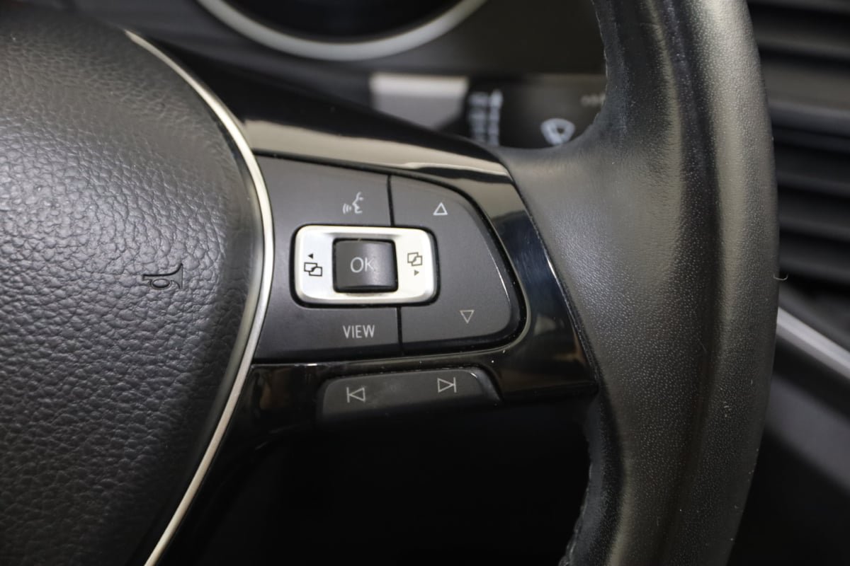 Used 2019 Volkswagen Atlas SE FWD image 32