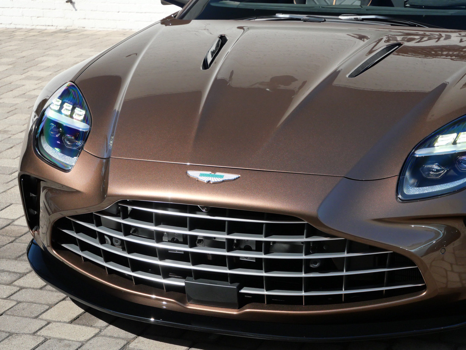 New 2026 Aston Martin V8 Vantage S RWD image 19