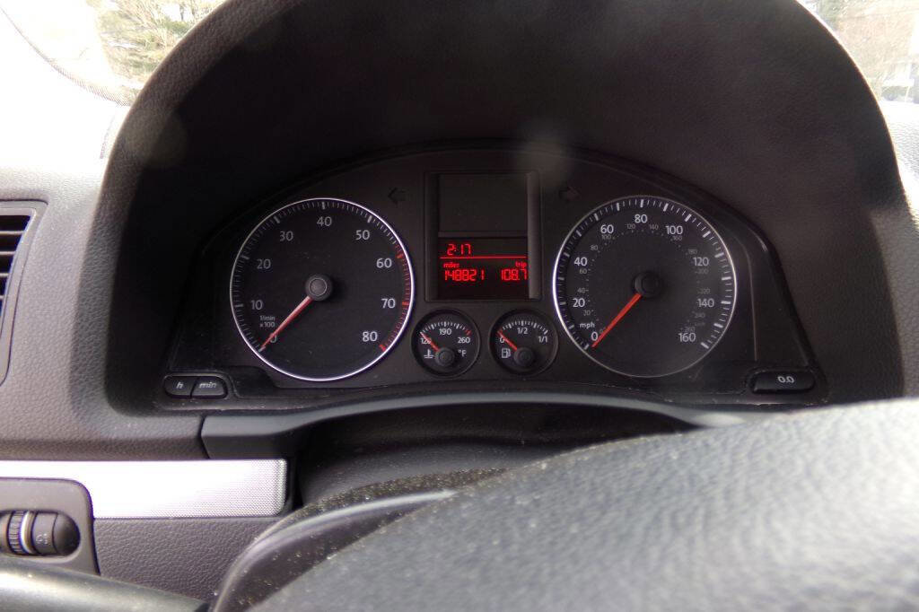 Used 2007 Volkswagen Jetta Wolfsburg Edition FWD image 12
