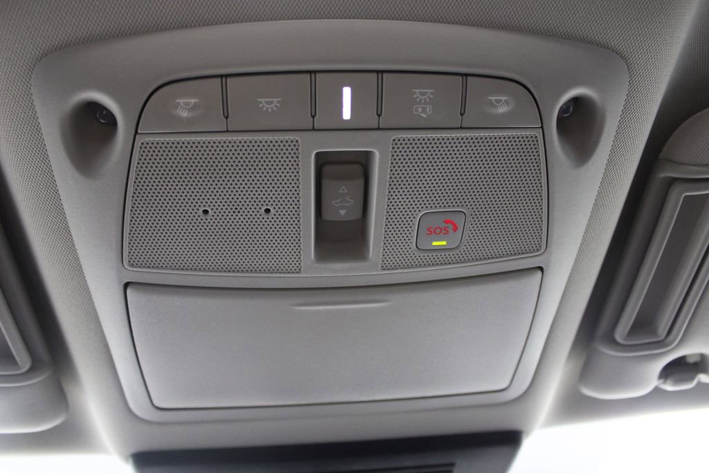 Used 2024 Nissan Armada Platinum w/ Captain's Chairs Package image 55