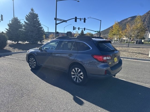 Used 2015 Subaru Outback 2.5i Limited image 3