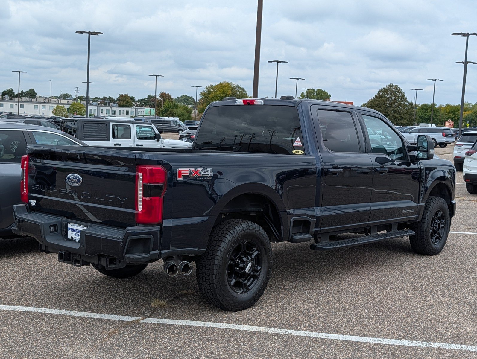 Used 2023 Ford F250 XLT w/ XLT Premium Package AWD/4WD image 5
