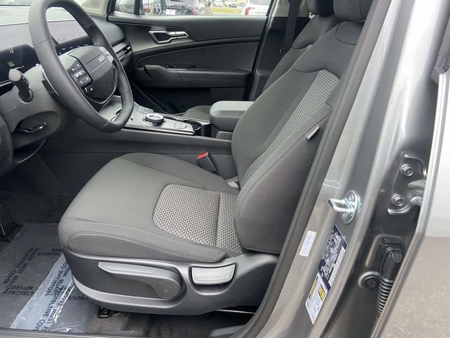 New 2026 Kia Sportage LX FWD image 11