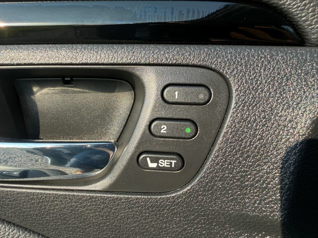 Used 2019 Honda Pilot Touring image 13
