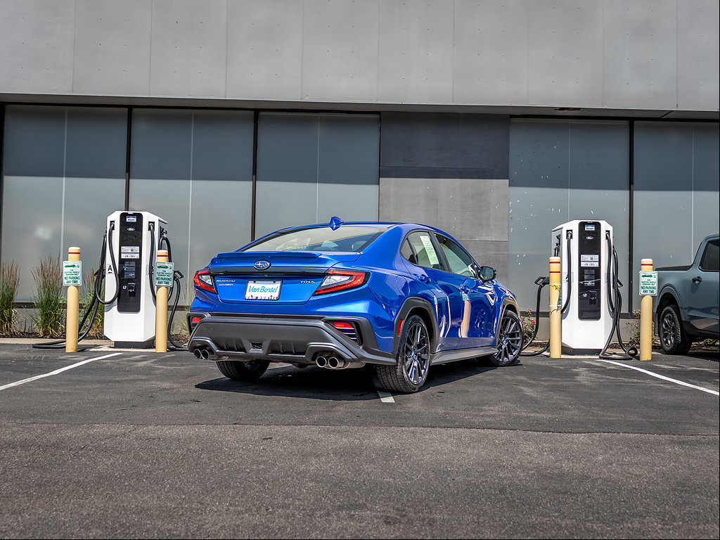 Used 2022 Subaru WRX Limited AWD/4WD image 7