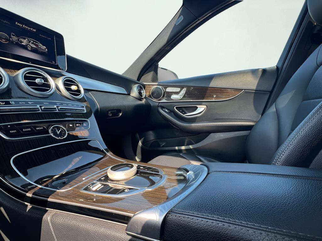 Used 2018 Mercedes-Benz C 300 Sedan image 56