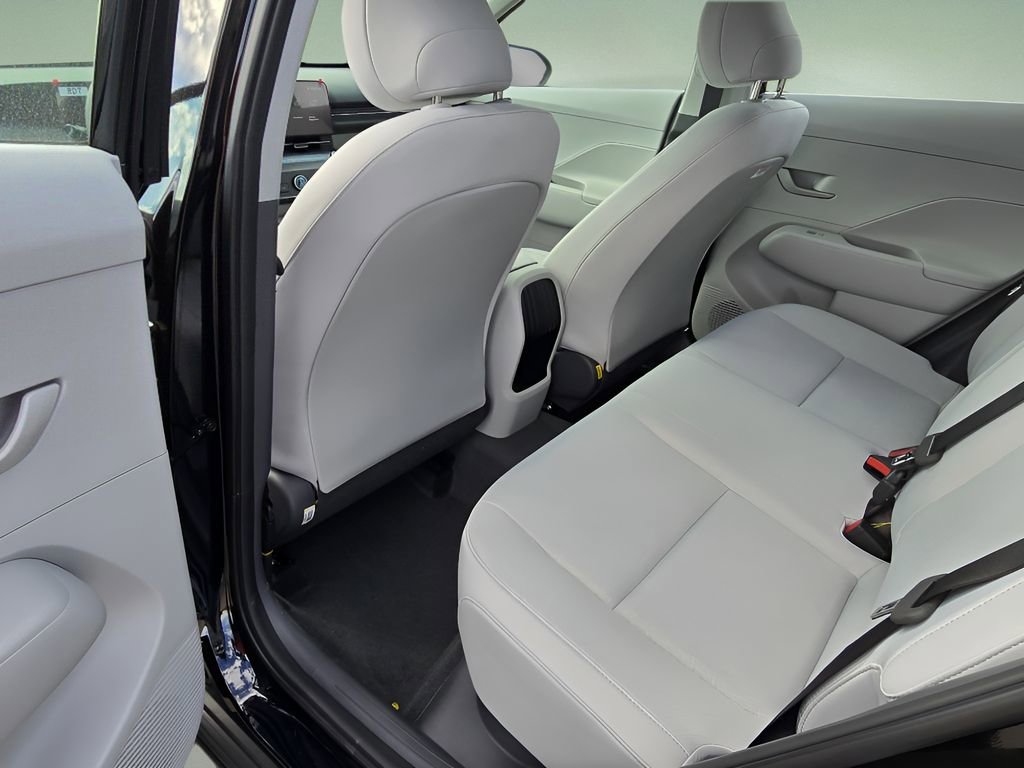 New 2026 Hyundai Kona SE image 15