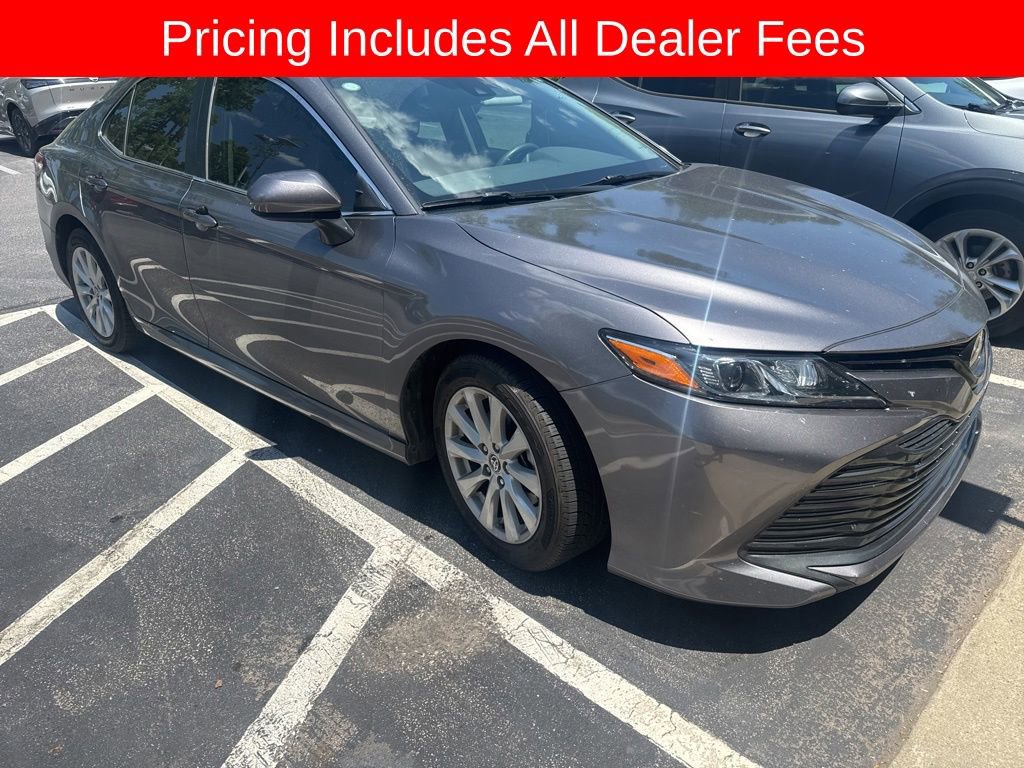 Used 2020 Toyota Camry LE FWD image 1