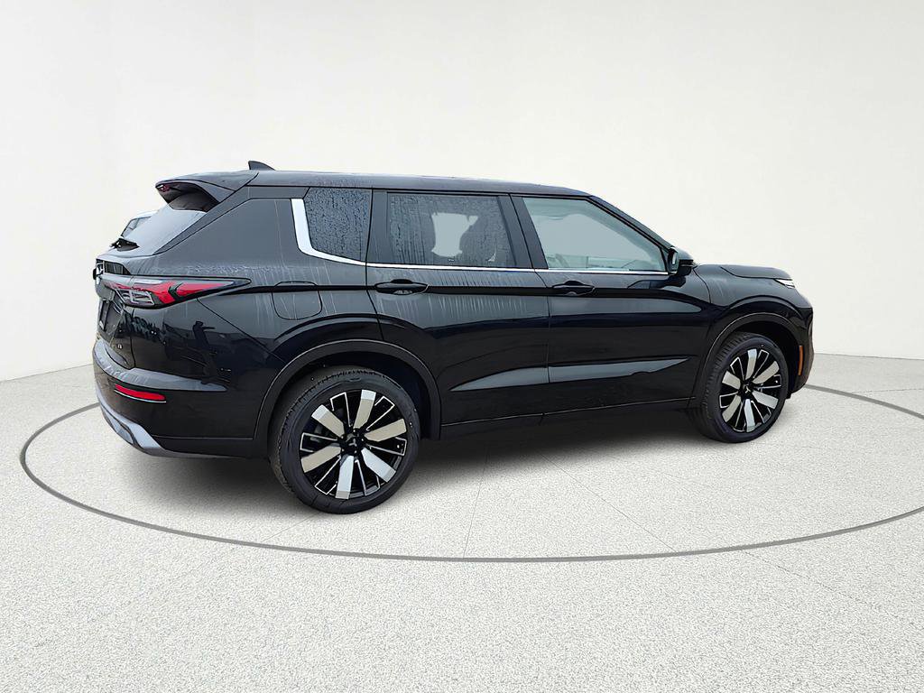 New 2026 Mitsubishi Outlander SE FWD image 7