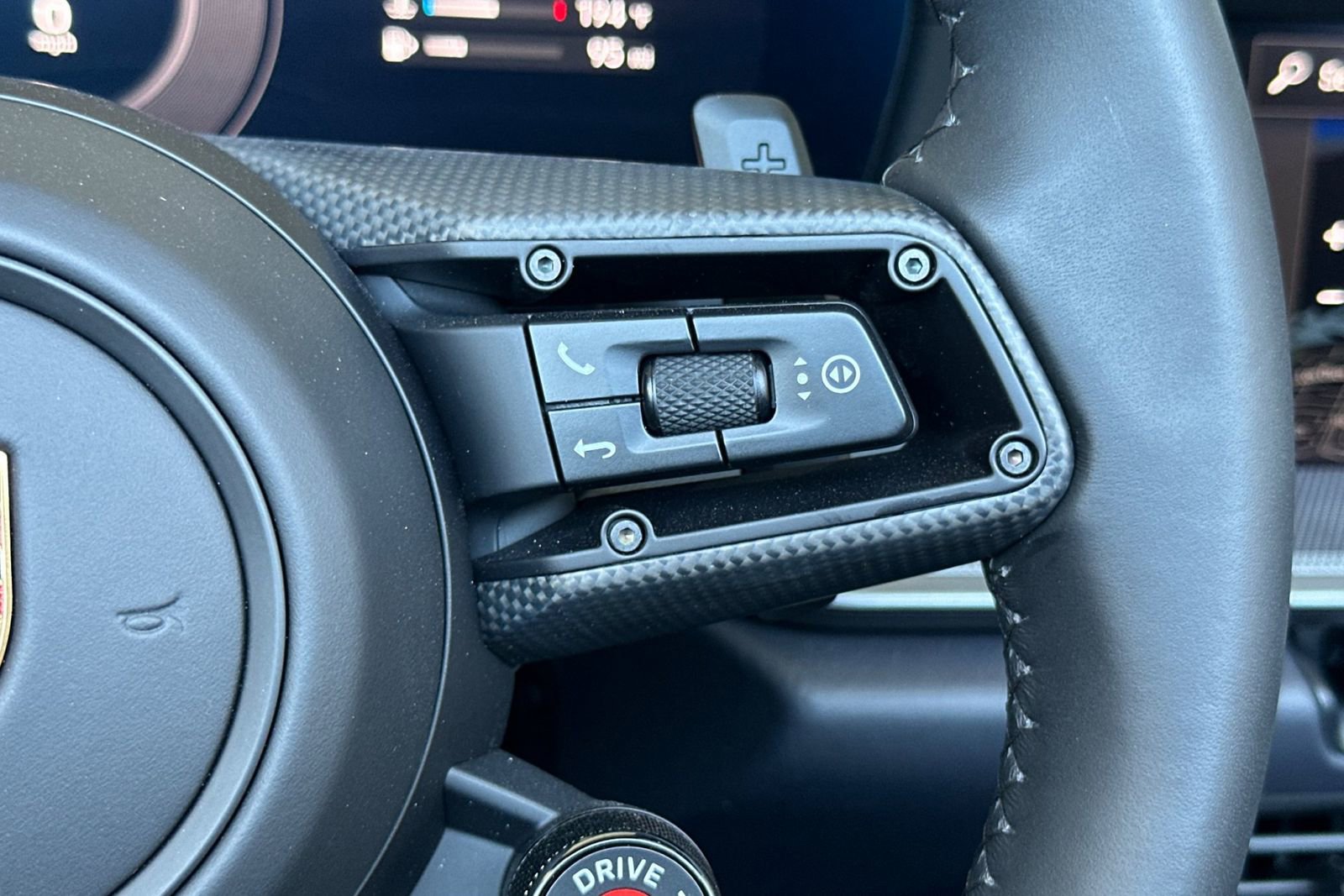 Used 2025 Porsche 911 Carrera S image 32