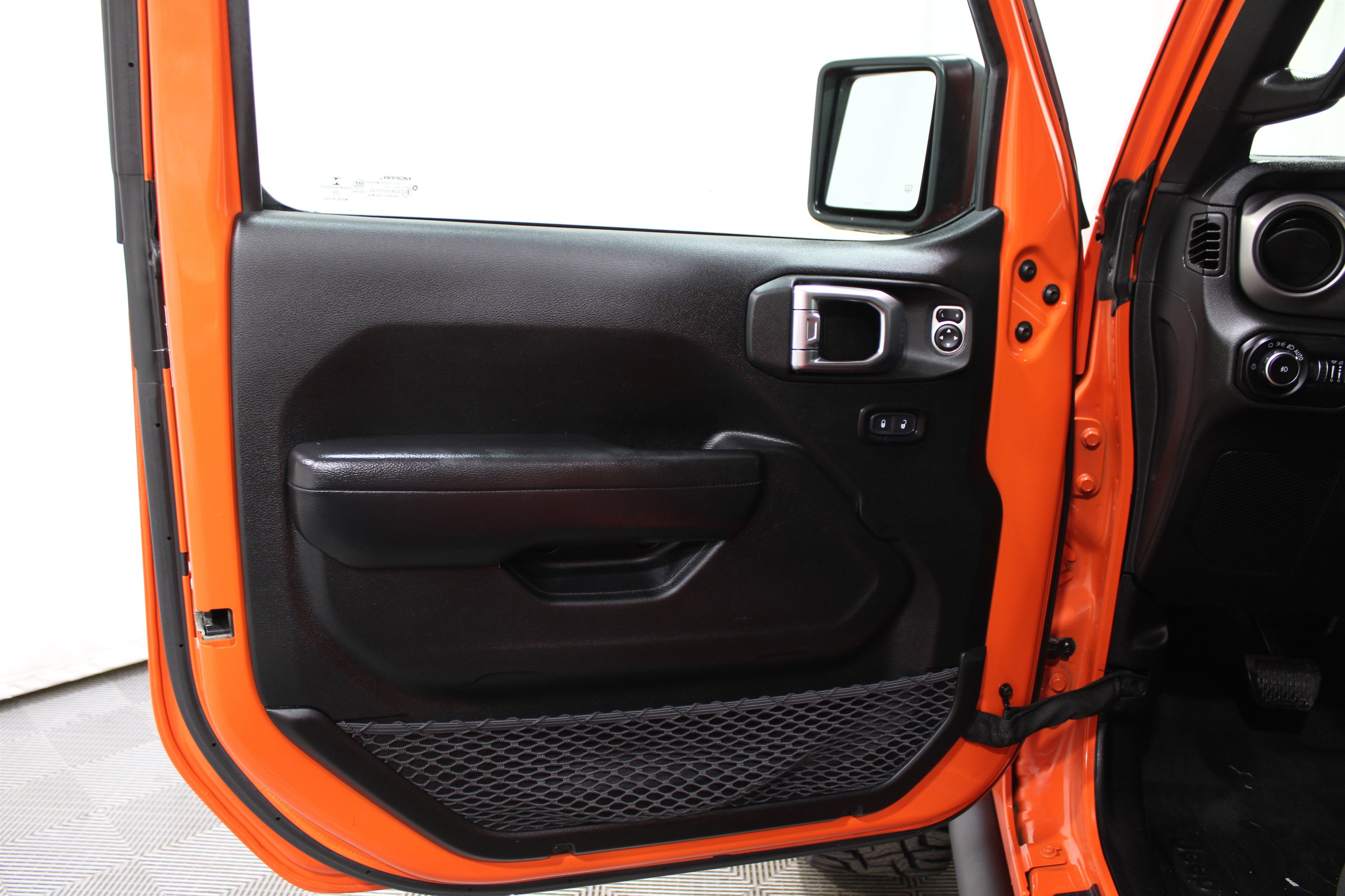Used 2019 Jeep Wrangler Unlimited Sport S AWD/4WD image 6