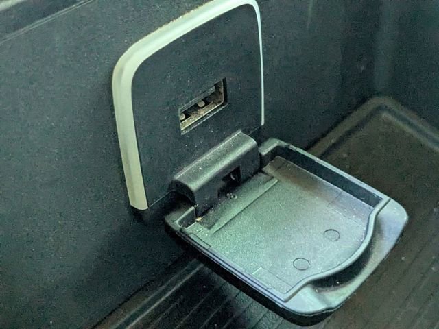 Used 2019 RAM 2500 Tradesman w/ Chrome Appearance Group image 24