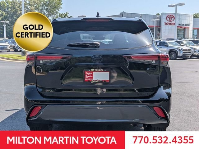Certified 2026 Toyota Highlander Limited AWD/4WD image 9