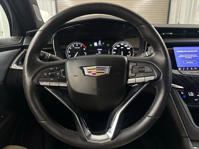 Used 2024 Cadillac XT6 Premium Luxury image 24