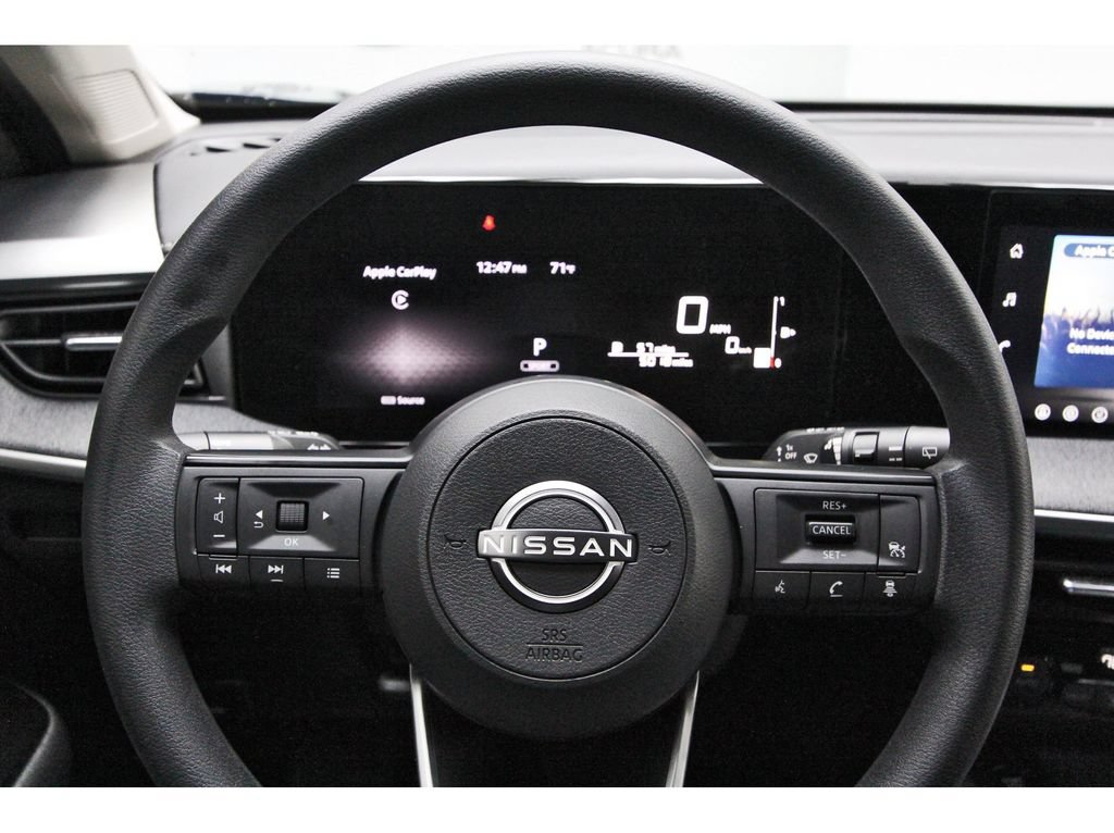 Used 2026 Nissan Kicks SV FWD image 10