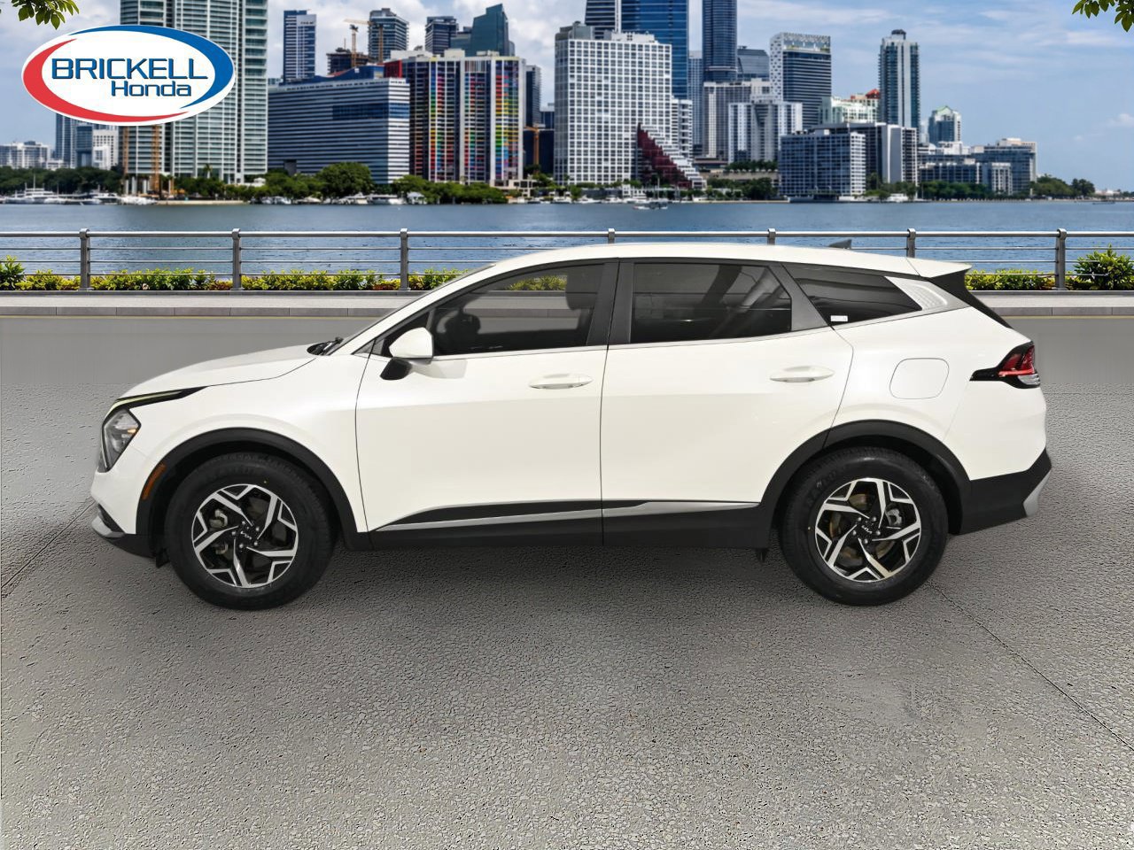 Used 2023 Kia Sportage LX FWD image 3