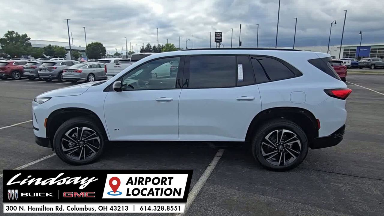 New 2026 Buick Enclave Sport Touring w/ Power Package image 5