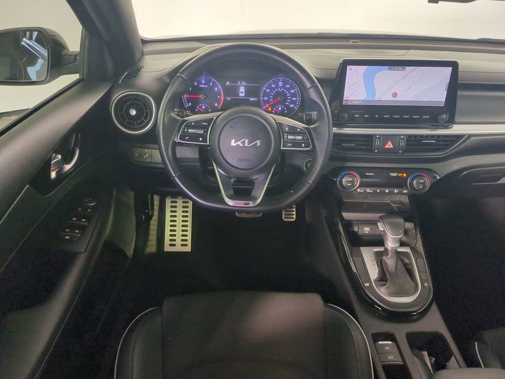 Used 2022 Kia Forte GT-Line w/ GT-Line Premium Package image 16
