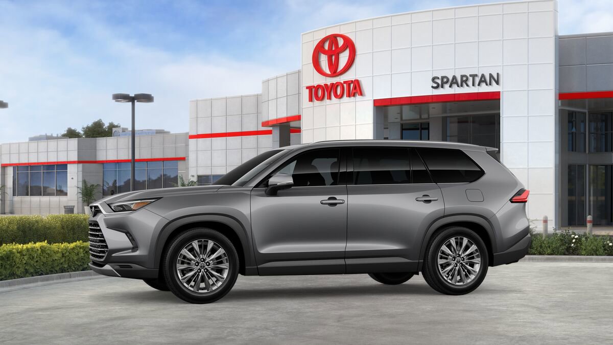 New 2026 Toyota Grand Highlander AWD image 3