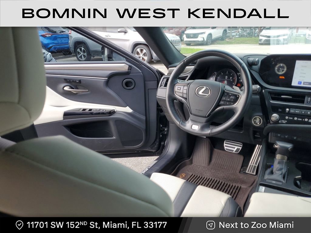 Used 2023 Lexus ES 350 F Sport image 15