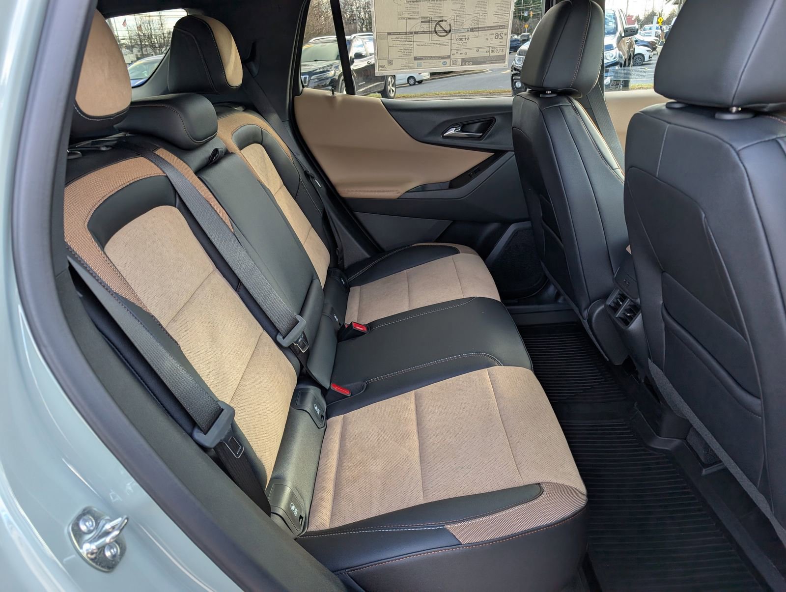 New 2026 Chevrolet Equinox ACTIV w/ Safety and Technology Package image 9