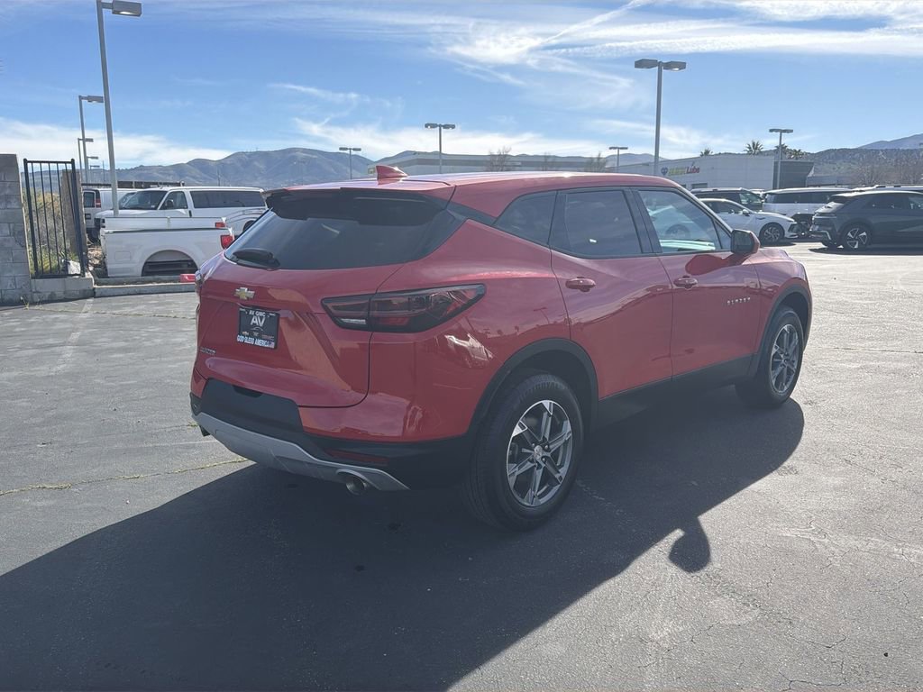 Used 2023 Chevrolet Blazer LT image 38