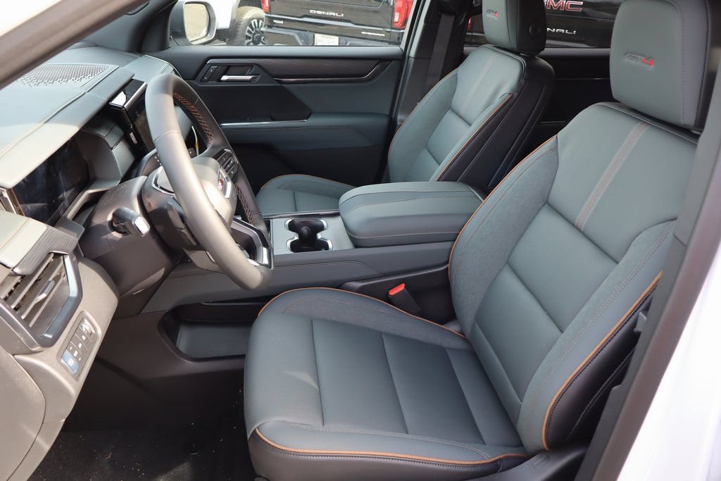 New 2026 GMC Acadia AT4 w/ Luxury Package AWD/4WD image 10