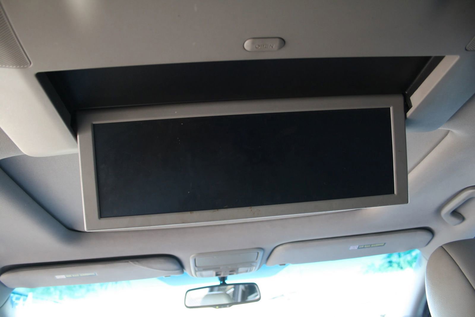 Used 2012 Honda Odyssey Touring Elite image 24