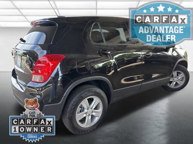 Certified 2022 Chevrolet Trax LS w/ Tint and Cruise Package image 6