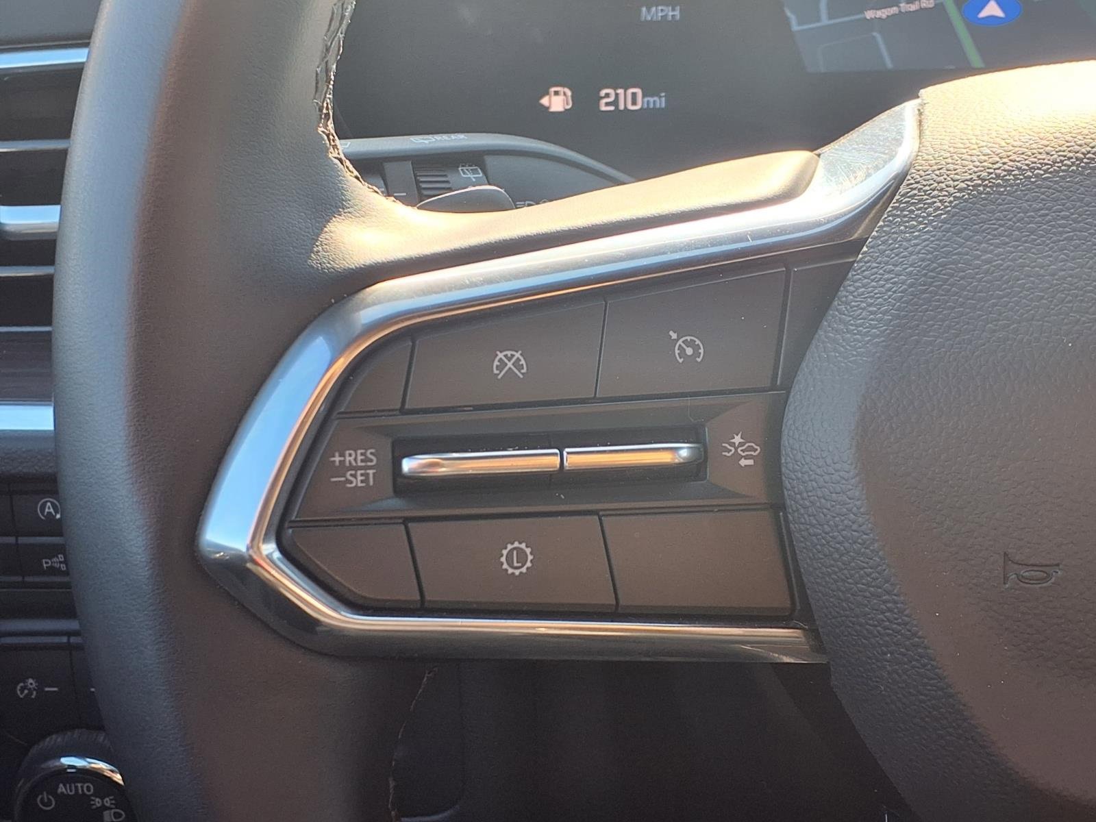 Used 2025 Chevrolet Tahoe LT image 15