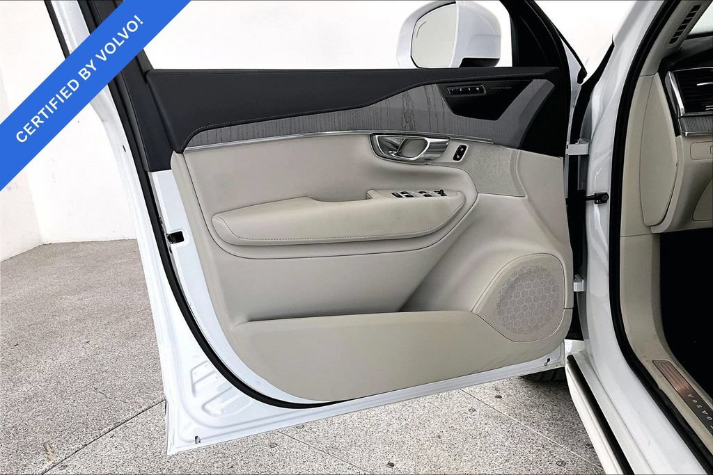 Used 2025 Volvo XC90 T8 Ultra w/ Protection Package Premier AWD/4WD image 22