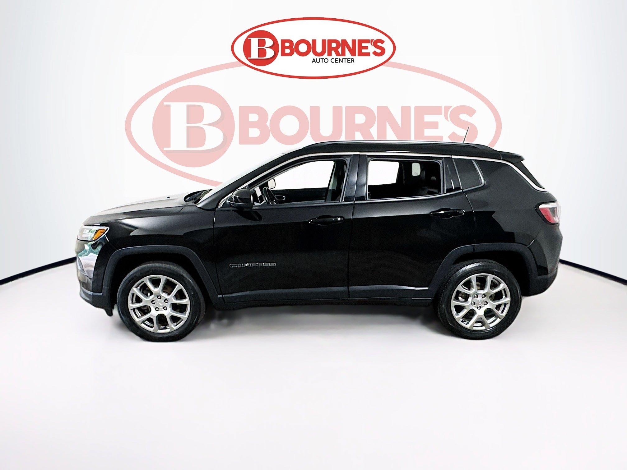 Used 2022 Jeep Compass Latitude AWD/4WD image 6