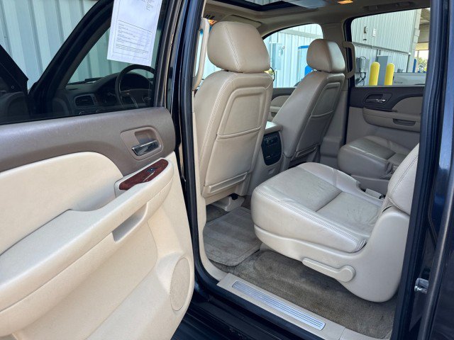 Used 2012 Chevrolet Suburban LTZ AWD/4WD image 25