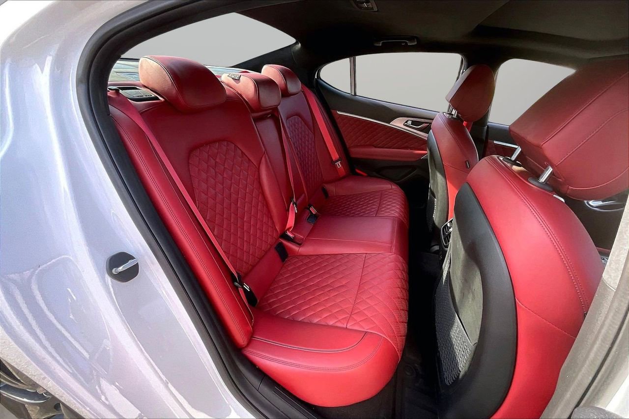 Used 2023 Genesis G70 3.3T w/ Sport Prestige Package image 26