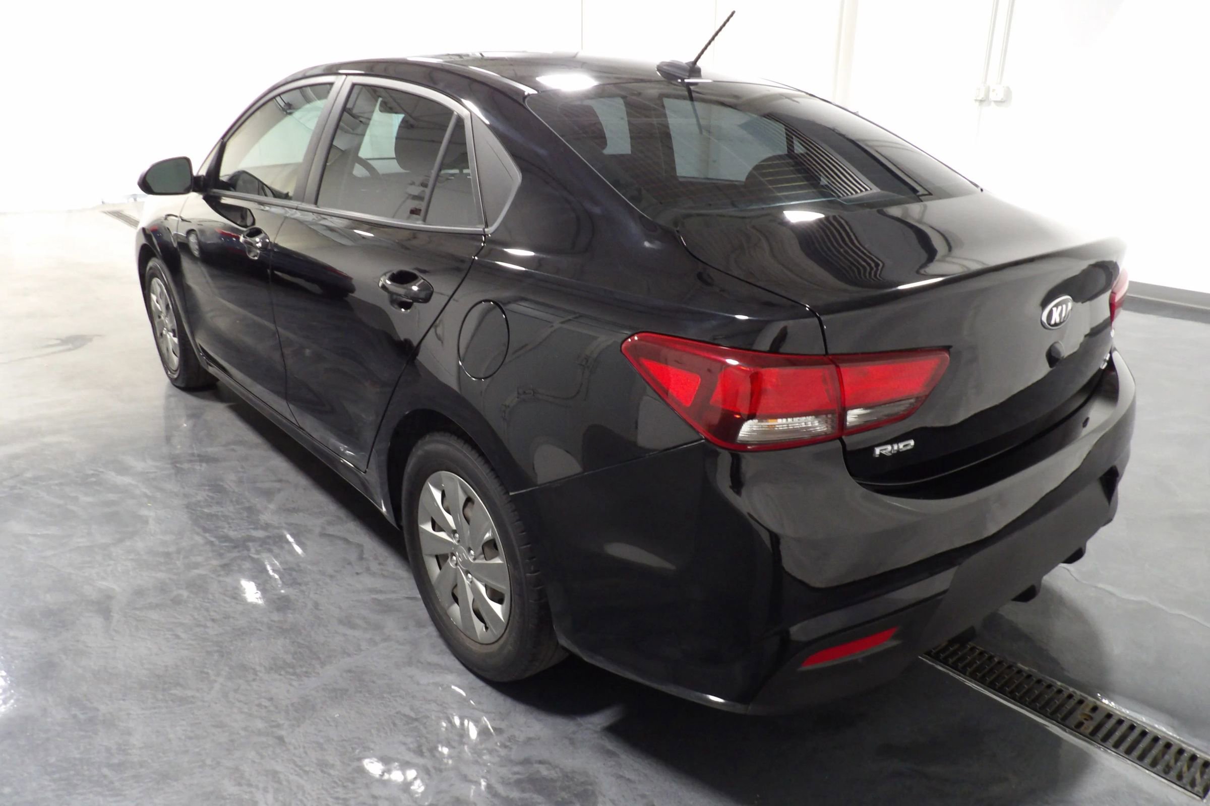 Used 2020 Kia Rio S image 5