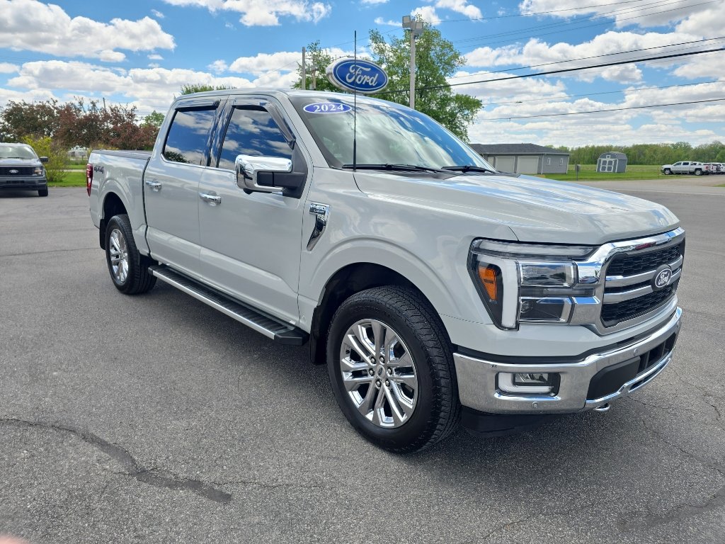 Used 2024 Ford F150 Lariat w/ Tow/Haul Package AWD/4WD image 4