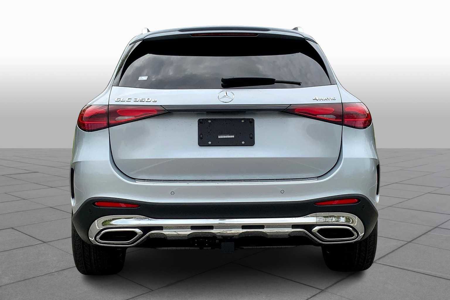 New 2025 Mercedes-Benz GLC 350e 4MATIC image 4