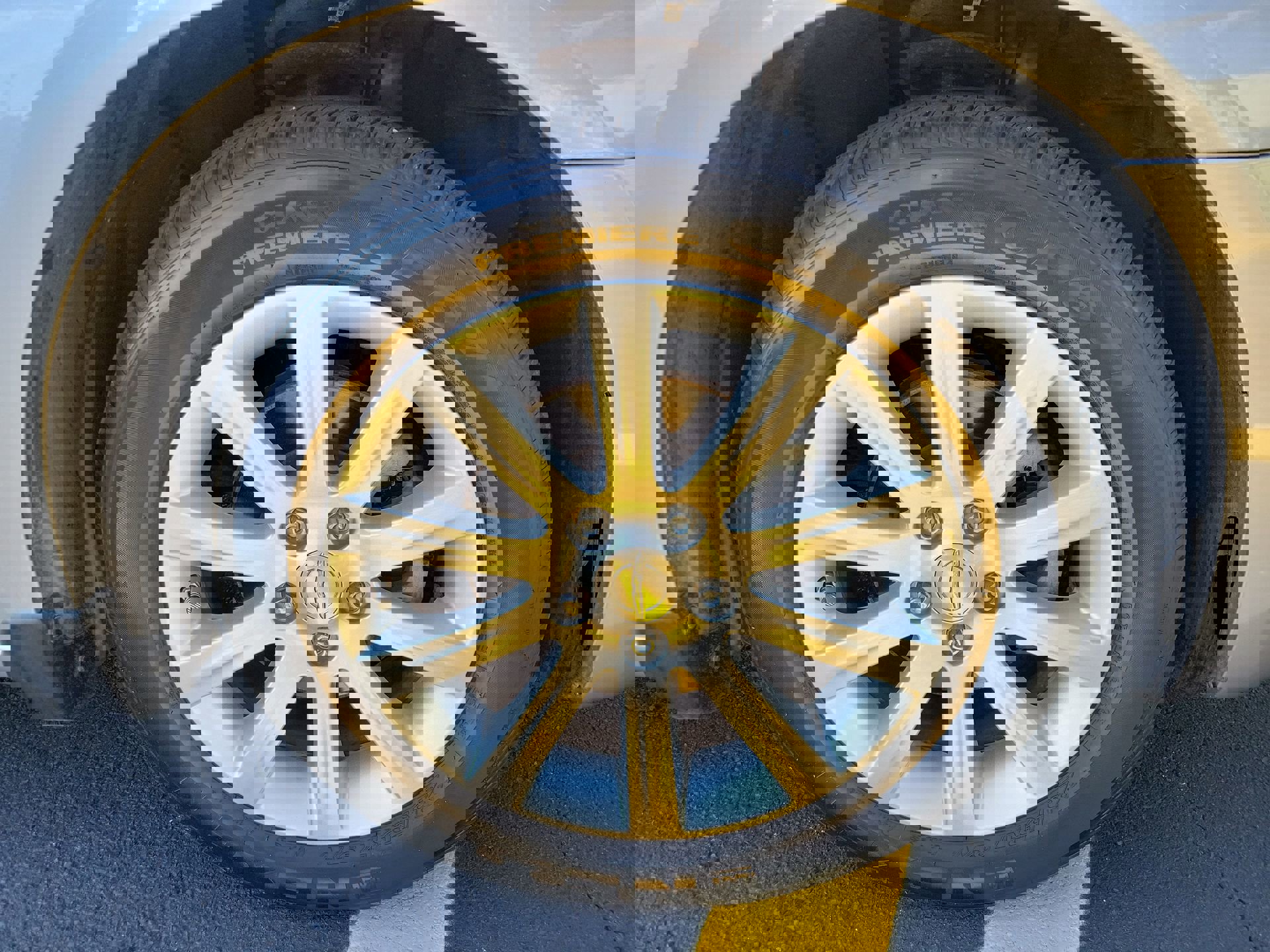 Used 2014 Chrysler 200 Touring image 32