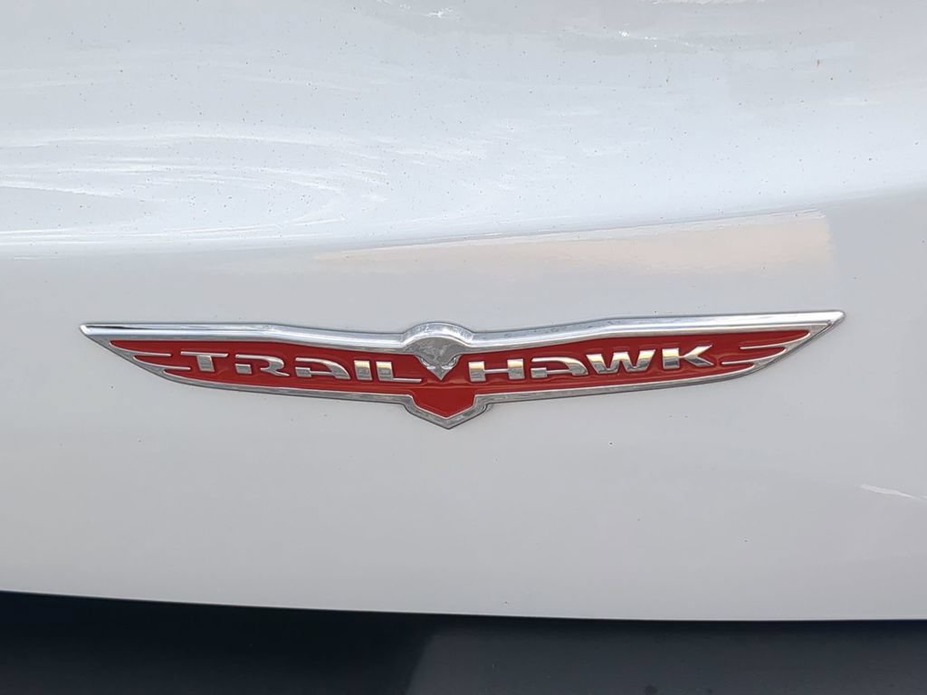 Used 2021 Jeep Renegade Trailhawk w/ Sun & Sound Group AWD/4WD image 11