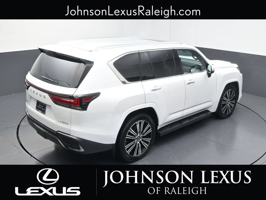 Used 2023 Lexus LX 600 4WD w/ Luxury Package image 27
