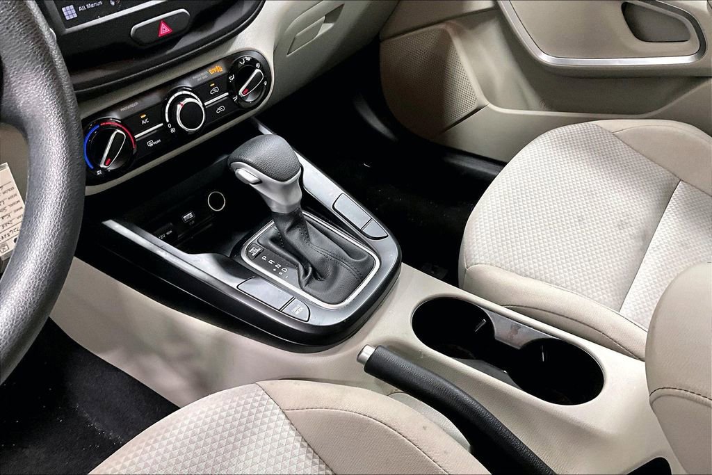 Used 2025 Kia Soul LX image 17