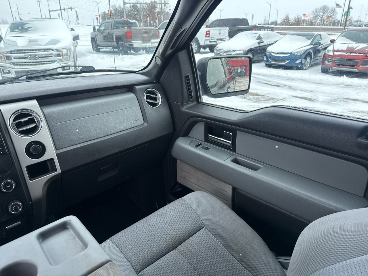 Used 2014 Ford F150 XLT w/ Equipment Group 302A Luxury image 21