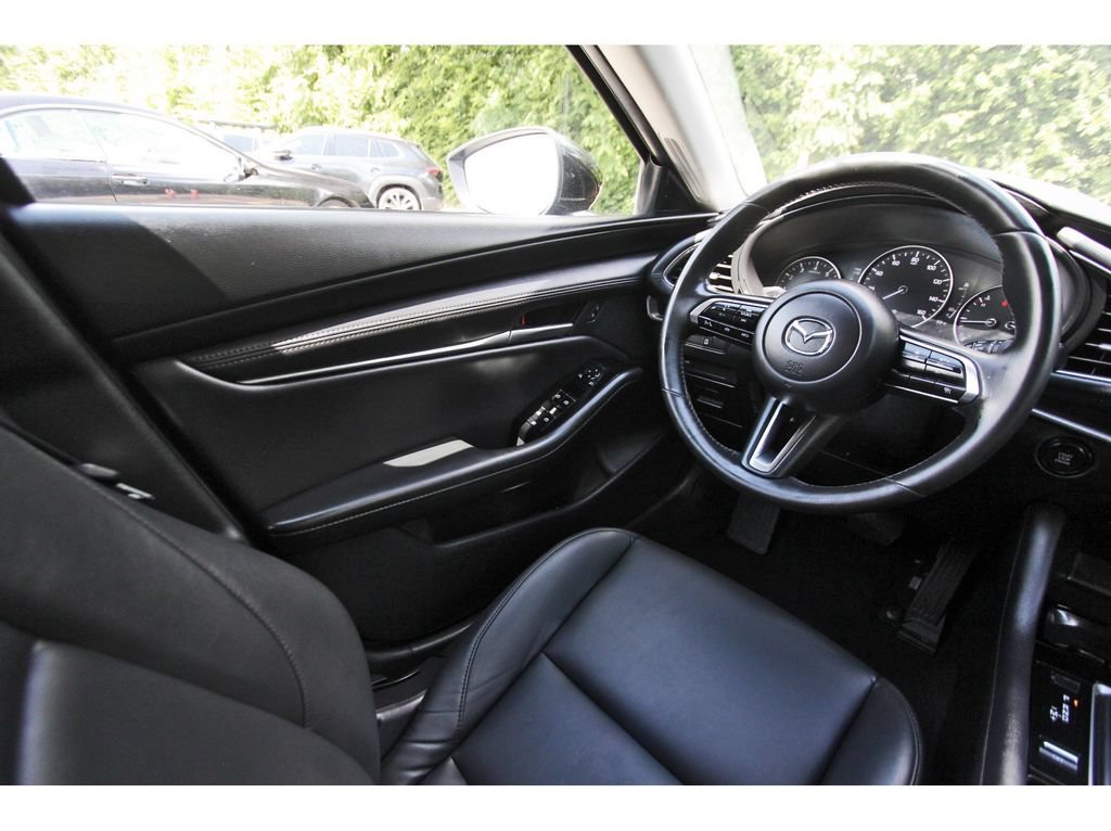 Used 2024 MAZDA MAZDA3 s FWD image 6