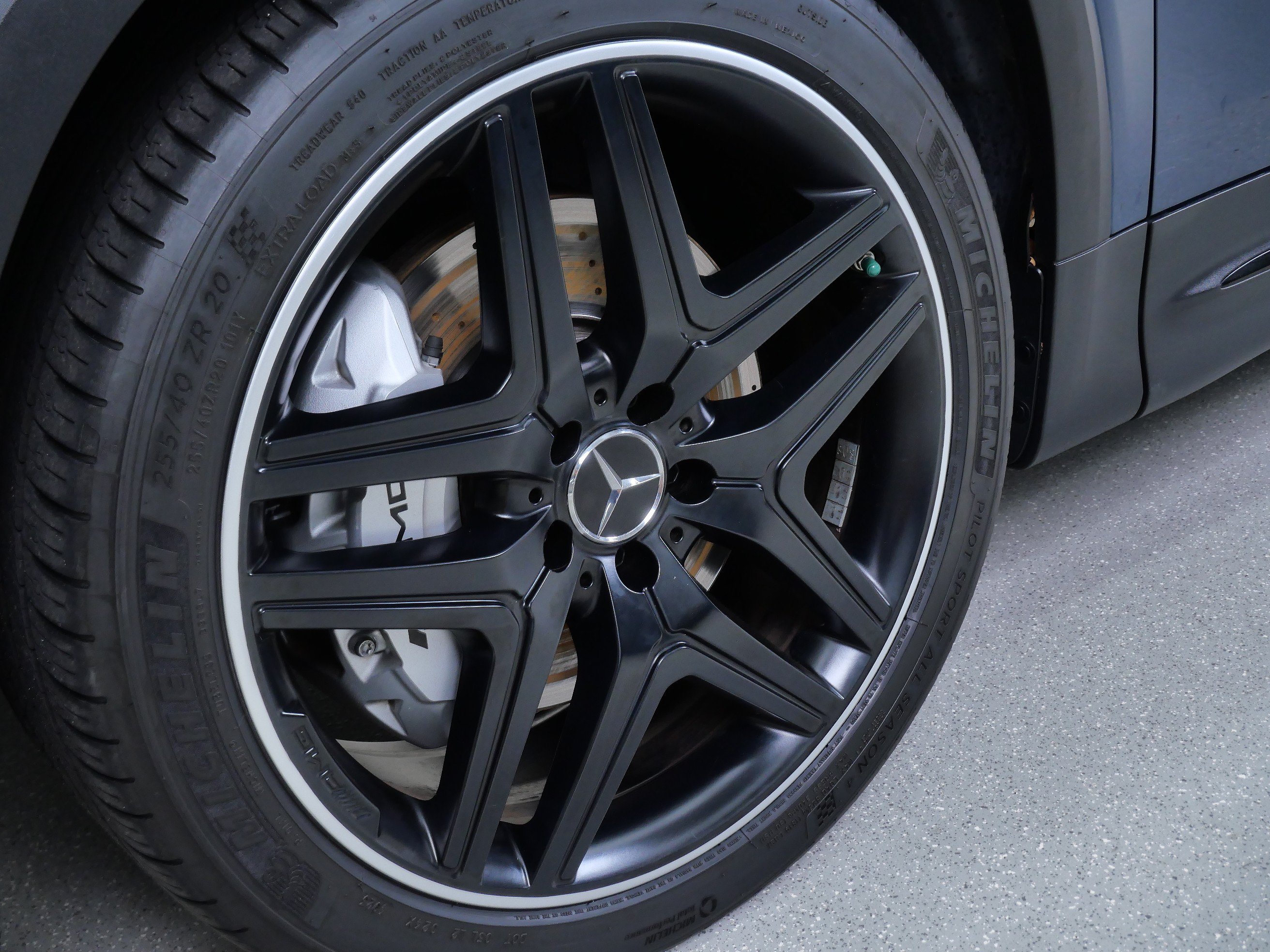 Certified 2022 Mercedes-Benz GLB 35 AMG 4MATIC image 13