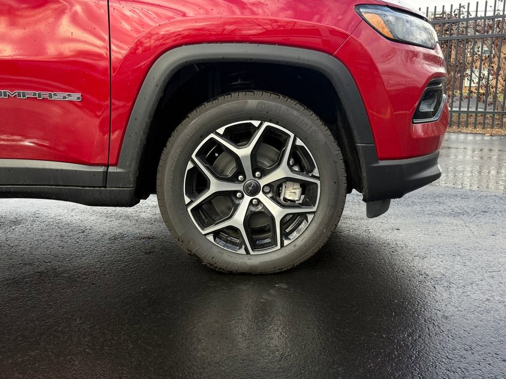 New 2026 Jeep Compass Limited image 9