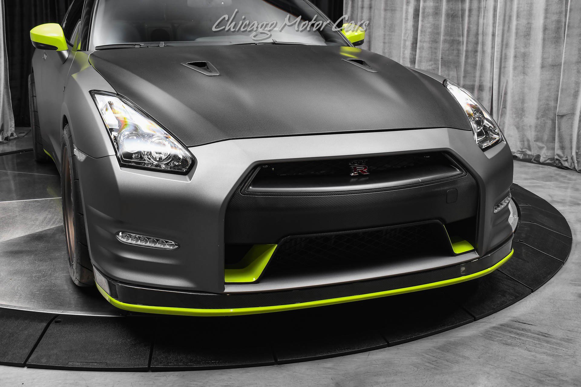 Used 2013 Nissan GT-R Black Edition AWD/4WD image 38
