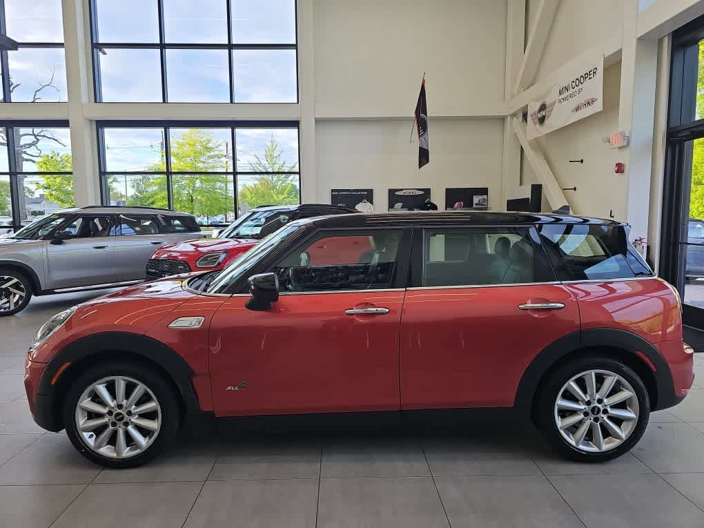 Certified 2024 MINI Cooper Clubman S AWD/4WD image 8