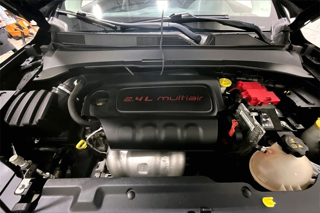 Used 2021 Jeep Compass Limited image 28