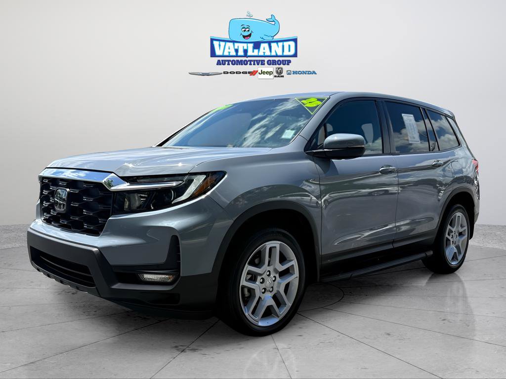 Certified 2025 Honda Passport EX-L image 1