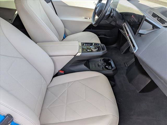 Certified 2023 BMW iX xDrive50 w/ BMW I Signature Blue Package image 22